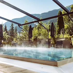 Hotel Alpen-karawanserai, Saalbach