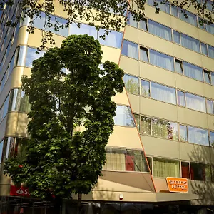 Simm's - Cityhotel Next To Metro U3 4* Wenen