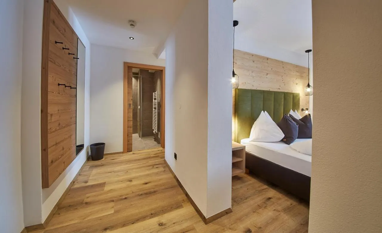 Hotel Hubertushof Saalbach-Hinterglemm 3*,